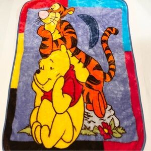 Vtg Winnie the Pooh Vintage Blanket Tigger Nemcor Throw